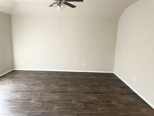 Building Photo - 22535 Theodoli Dr