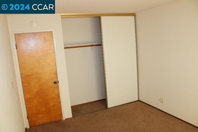 Building Photo - 1531 Liberty St