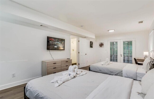 Building Photo - 3490 Turner Heights Dr