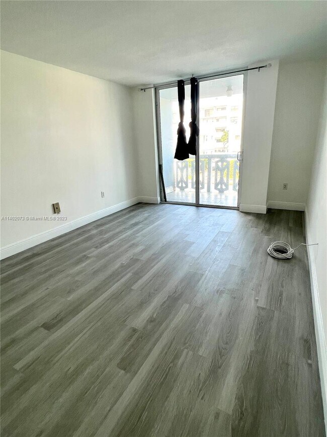 Building Photo - 8233 Harding Ave