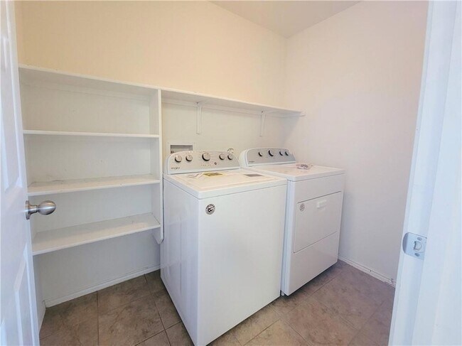 Building Photo - 120 Inca Dove Ln