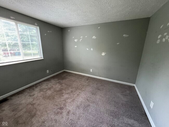 Building Photo - 5835 Pemberly Dr