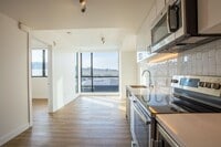 Building Photo - 601 Tennessee St