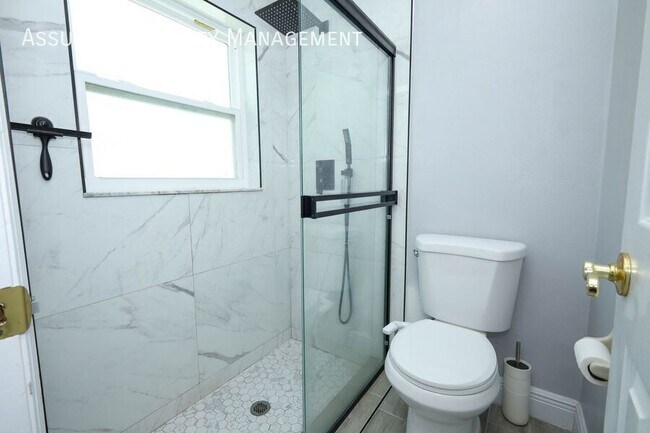 Building Photo - 9942 Dean Oaks Ct