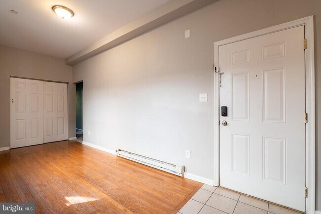 Building Photo - 1415 N 18th St