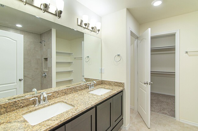 Building Photo - 5607 Lone Star Lp