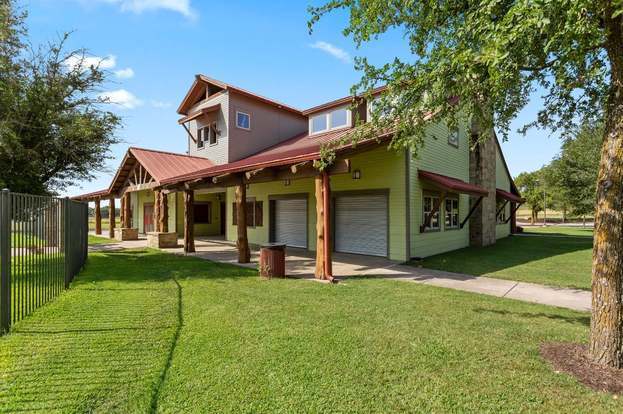 Building Photo - 20725 Mead Bend