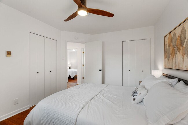 Building Photo - 11814 Flushing Dr