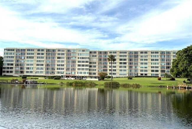 Building Photo - 700 Mirror Terrace NW