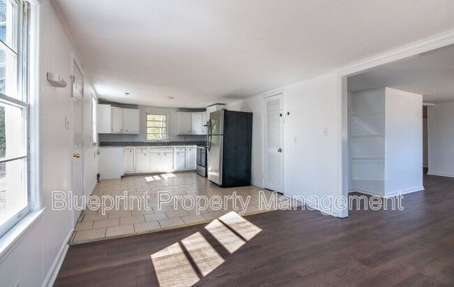 Building Photo - 119 Wheeler Dr