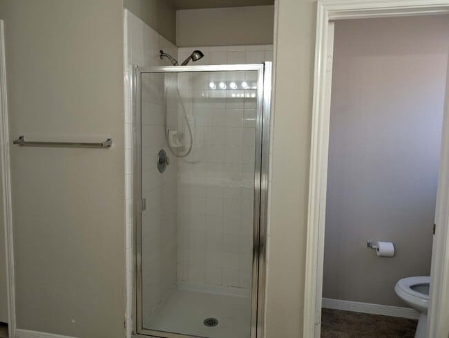 Building Photo - 3123 Bay Creek Dr