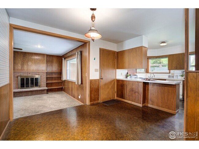 Building Photo - 1033 Briarwood Rd