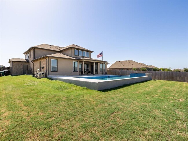Building Photo - 3814 Riardo Dr
