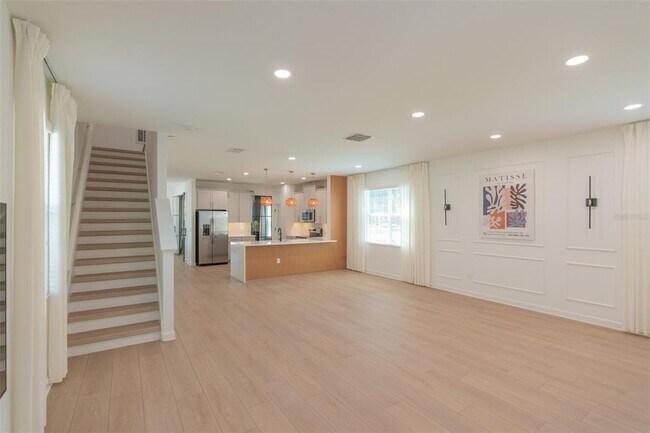 Building Photo - 11880 Sonnet Ave