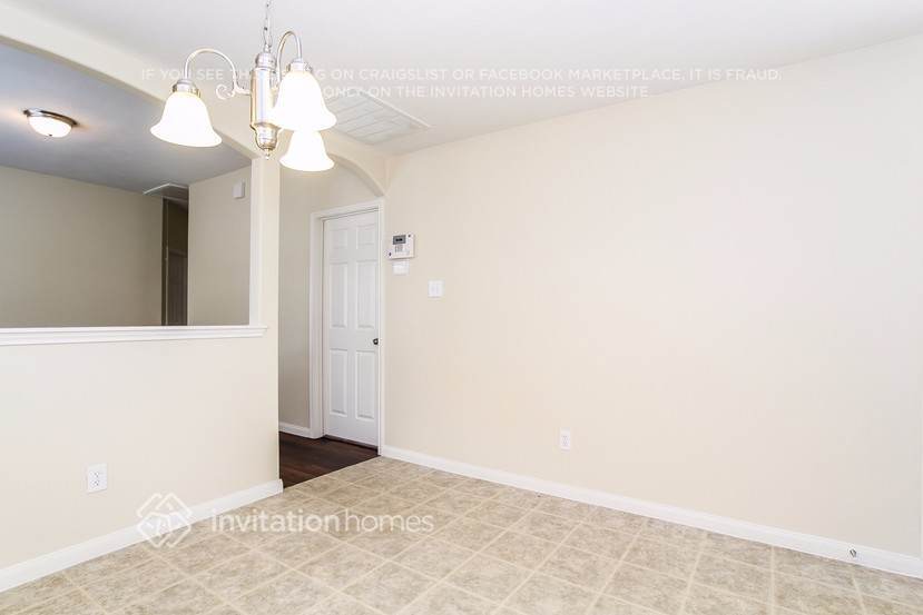 Building Photo - 6339 Mountain Pines Ln
