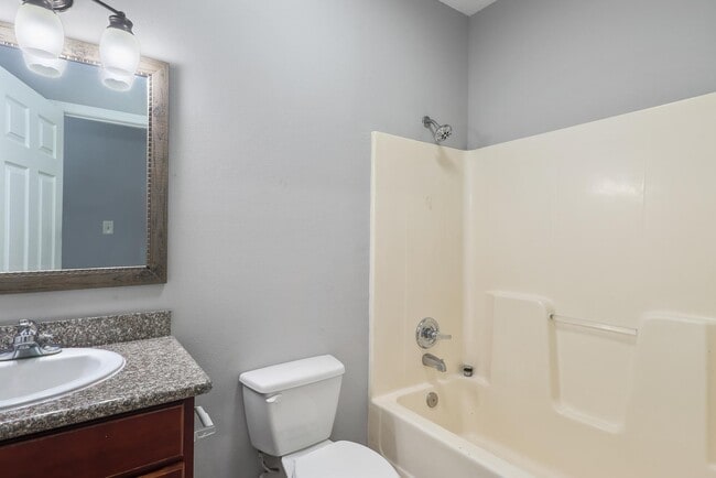 Building Photo - 11517 Acorn Dr