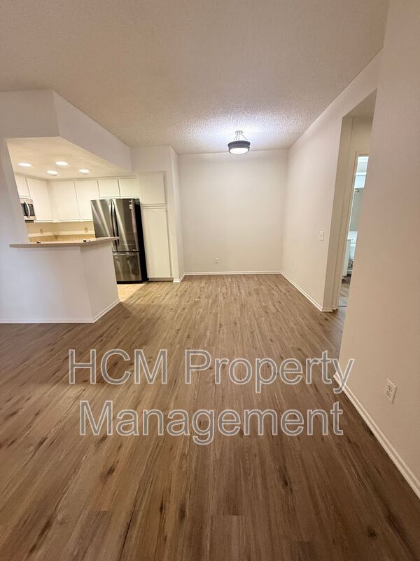 Building Photo - 113 Alberti Aisle