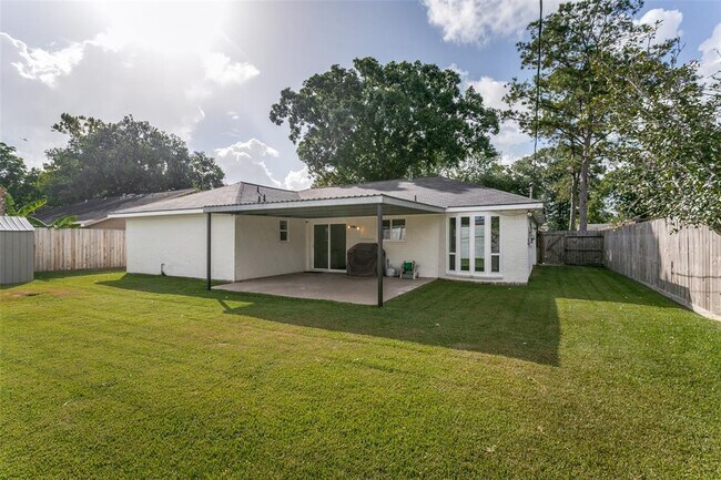 Building Photo - 514 Packer Ct
