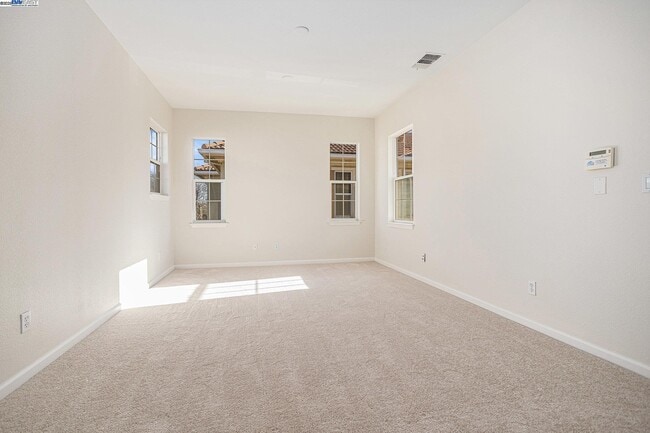 Building Photo - 463 W Felicidad Ave