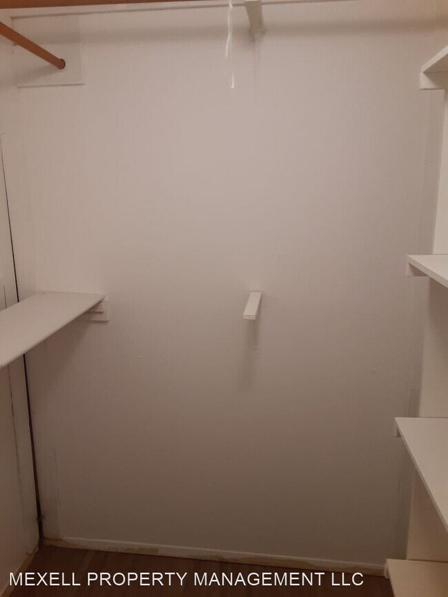 Building Photo - 3 br, 2 bath House - 2804 LAMBERT DR