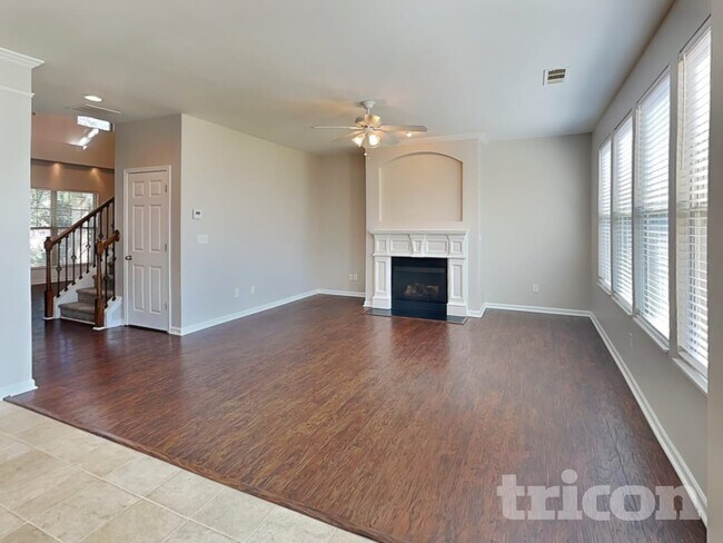 Building Photo - 5517 Village Trace