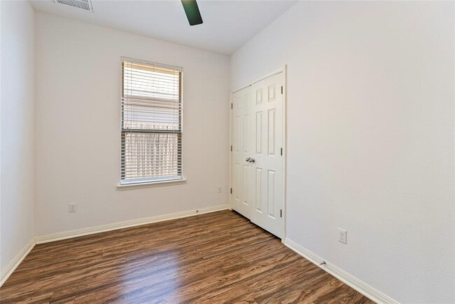 Building Photo - 4601 Best Way