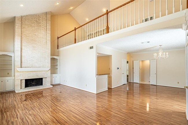 Building Photo - 2306 Potomac Dr