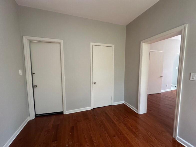 Building Photo - 3095 Heath Ave