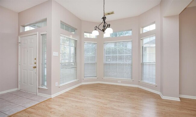Building Photo - 130 N Magnolia Pond Pl
