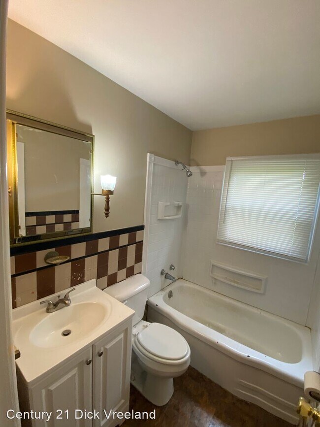 Building Photo - 3 br, 1 bath House - 2825 Elam Drive