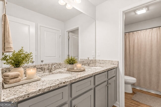 Building Photo - 328 Orchid Dr