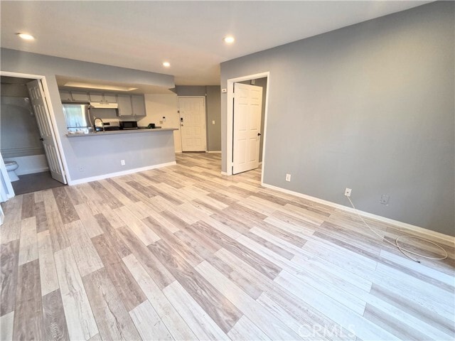 Building Photo - 327 Chestnut Ave