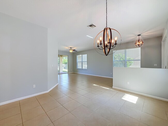 Building Photo - 57 Atwell Dr