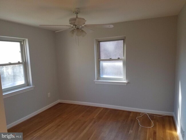 Building Photo - 3710 18th St S