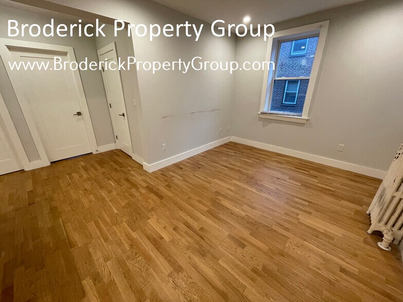 Building Photo - 130 Highland Ave