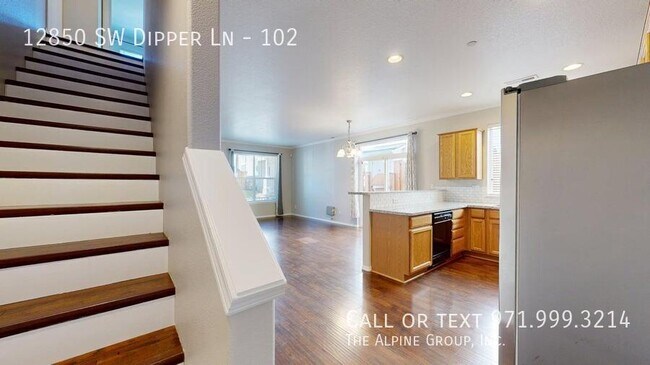 Building Photo - 12850 SW Dipper Ln
