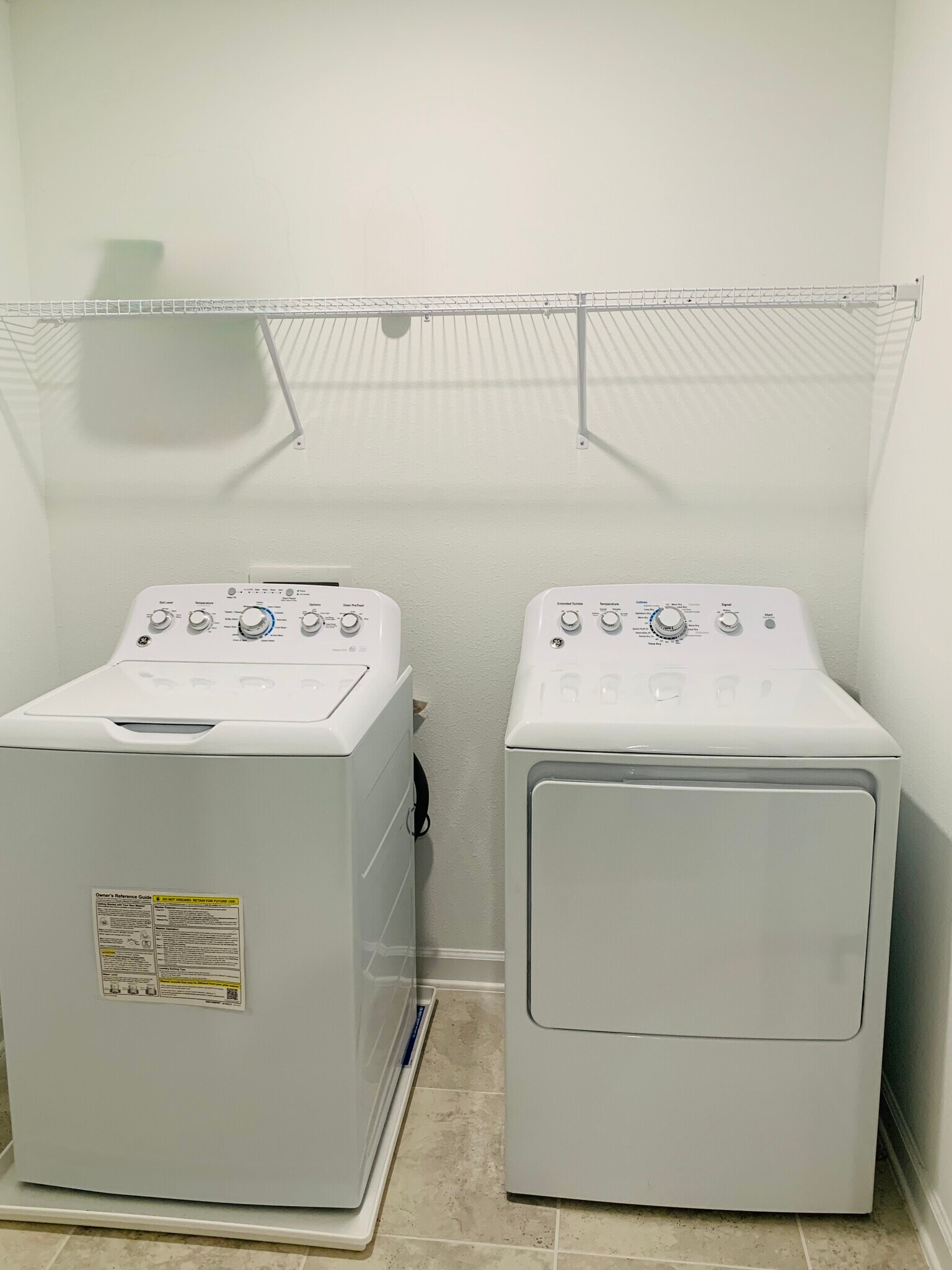 Building Photo - 12018 Language Way