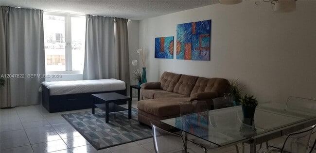 Building Photo - 5401 Collins Ave
