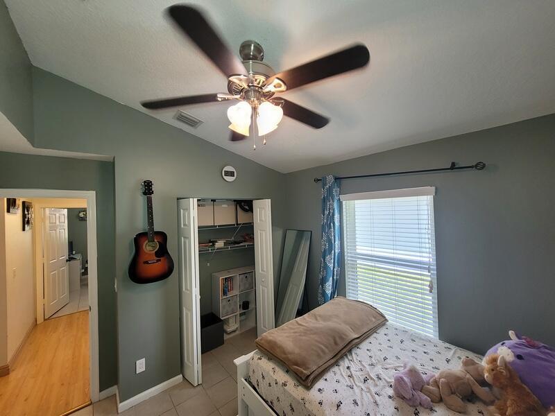 Building Photo - 10674 Oak Bend Way