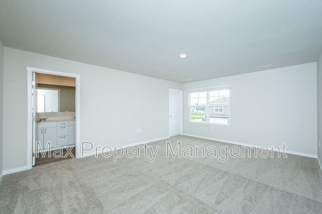 Building Photo - 4582 SE Rockford Ave