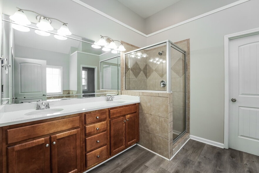 Building Photo - 2054 Jessica Way