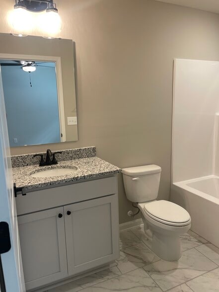 Building Photo - 1221 Pickens St