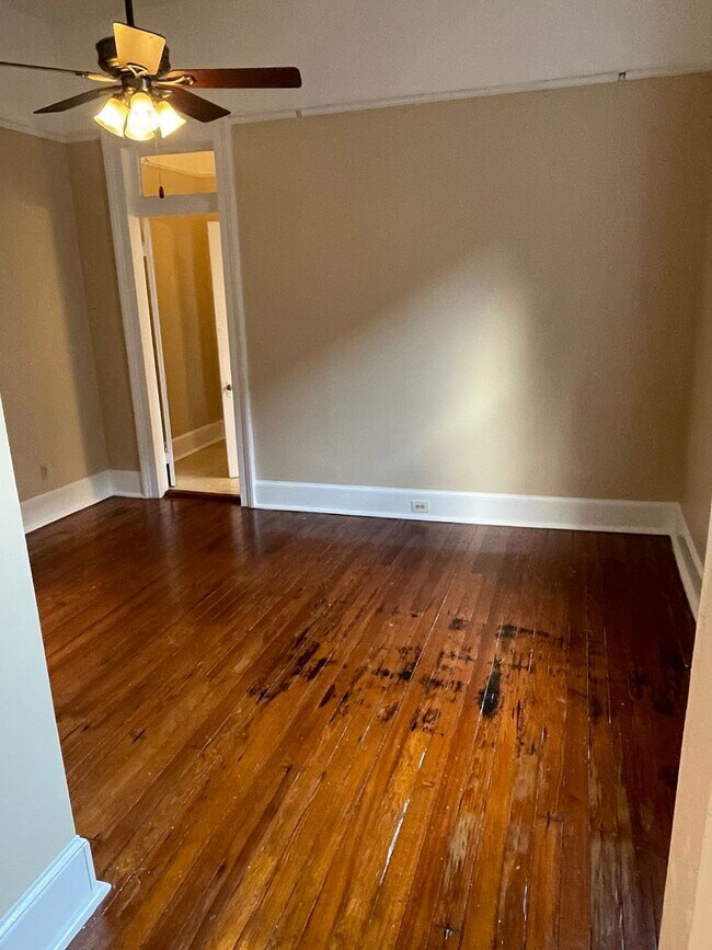 Building Photo - 4412-4412 Canal St