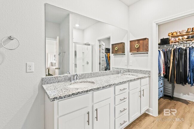 Building Photo - 13164 Shoshoney Cir