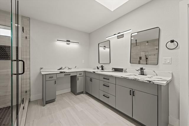 Building Photo - 7103 Blythdale Dr