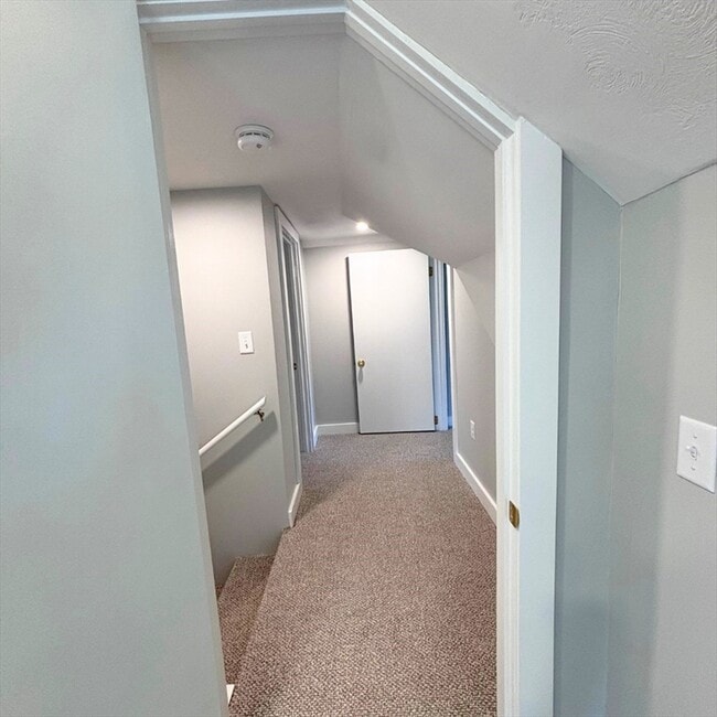 Building Photo - 301 Central St