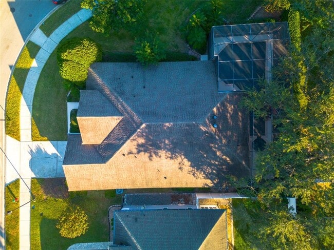 Building Photo - 497 Pickfair Terrace