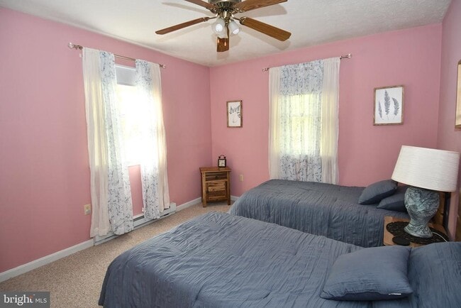 Building Photo - 67 Tranquil Way