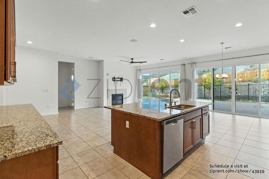 Building Photo - 15042 Iron River Dr