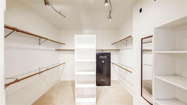 Building Photo - 2701 Stone Creek Dr